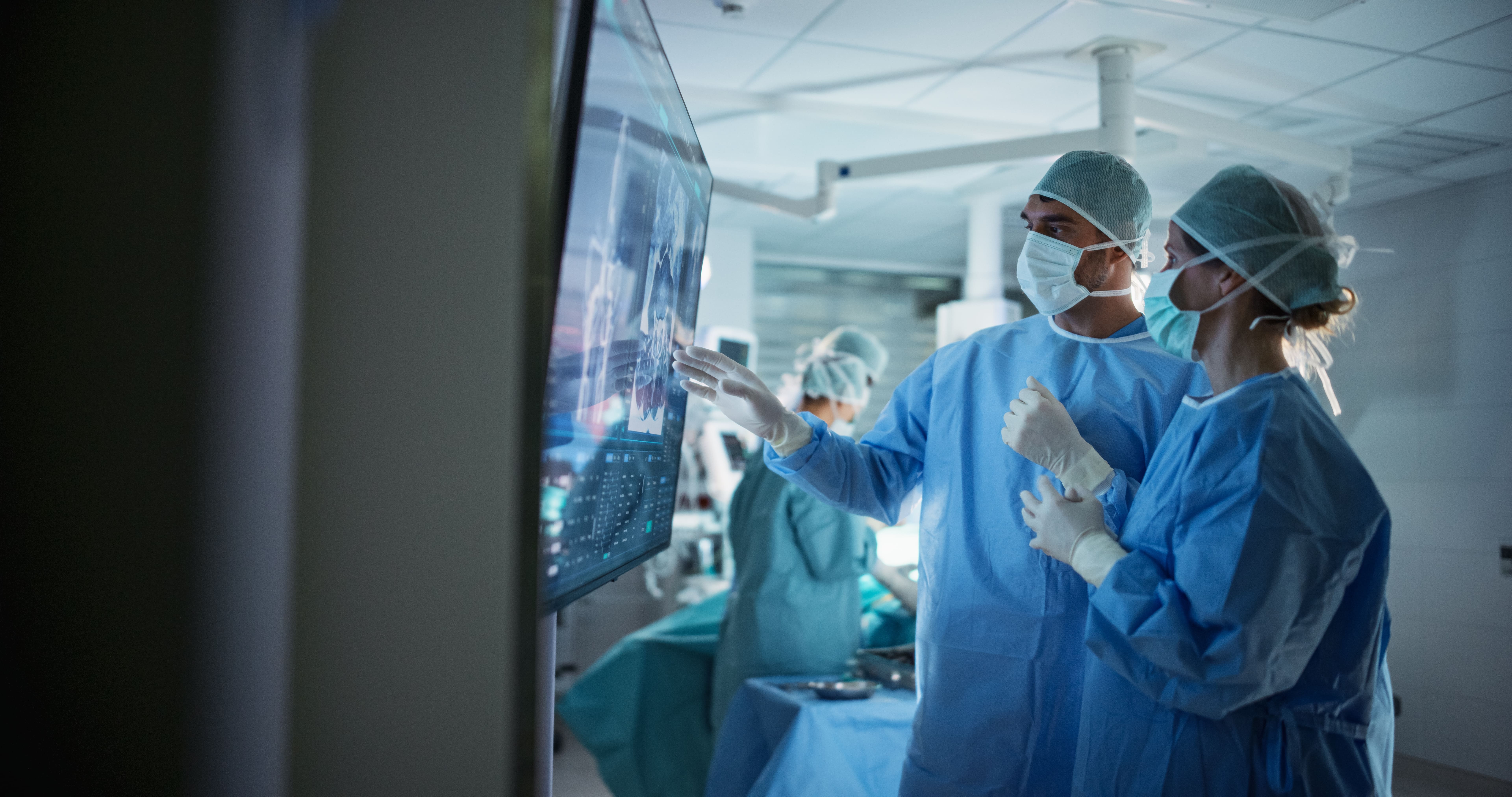 cuanto-gana-un-medico-cirujano